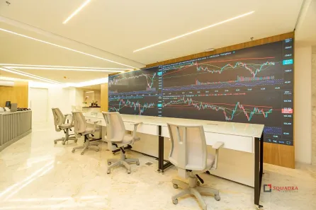 Sala Comercial à venda, 217m² no Centro, Curitiba