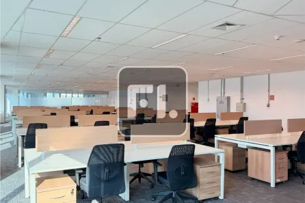 Sala Comercial à venda, 2200m² no Cidade Monções, São Paulo
