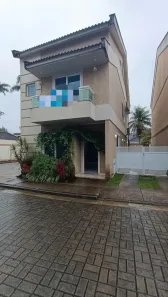 Casa de Condomínio com 4 Quartos para alugar, 140m² no Vargem Grande, Rio de Janeiro