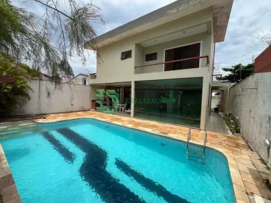 Sobrado com 5 Quartos à venda, 345m² no Centro, Itanhaém