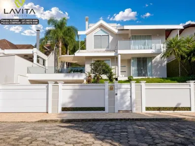 Casa com 3 Quartos à venda, 260m² no Centro, Gaspar