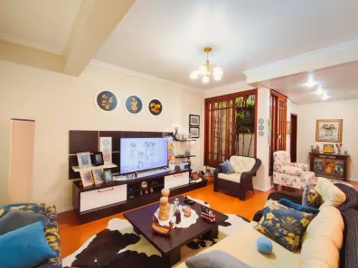 Casa com 3 Quartos à venda, 192m² no Partenon, Porto Alegre