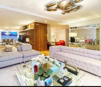 Casa com 3 Quartos à venda, 610m² no Pacaembu, São Paulo