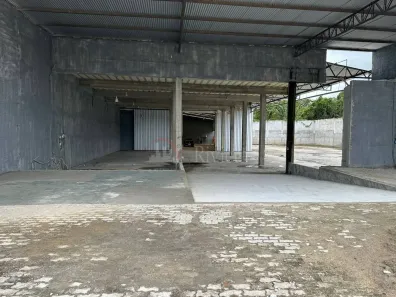Galpão/Depósito/Armazém à venda, 100m² no Praia das Palmeiras, Caraguatatuba