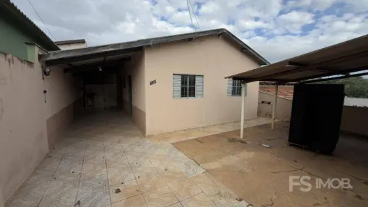 Casa com 3 Quartos para alugar, 50m² no Residencial Verona, Londrina