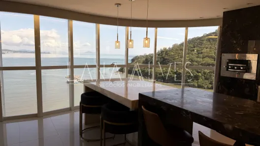 Apartamento com 4 Quartos para alugar, 237m² no Centro, Balneário Camboriú