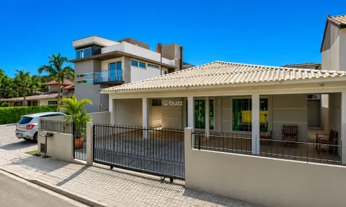Casa com 4 Quartos à venda, 422m² no Morro das Pedras, Florianópolis