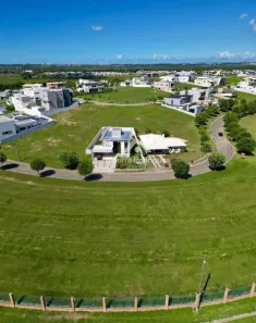 Lote/Terreno à venda, 660m² no Jacuhy, Serra