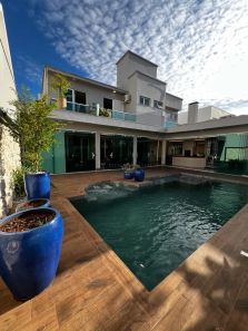 Casa de Condomínio com 4 Quartos à venda, 444m² no Zona 08, Maringá