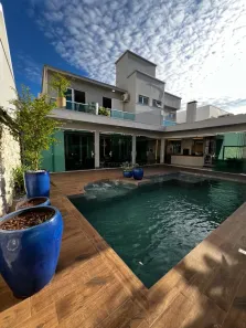 Casa de Condomínio com 4 Quartos à venda, 444m² no Zona 08, Maringá