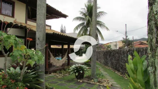 Casa de Condomínio com 4 Quartos à venda, 425m² no Maravista, Niterói