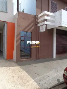 Casa com 1 Quarto para alugar, 30m² no Vila Aparecida, Franca