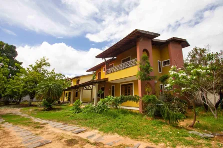 Imóvel Comercial com 8 Quartos para alugar, 501m² no Sabiaguaba, Fortaleza