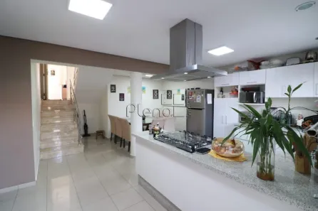 Sobrado com 3 Quartos à venda, 217m² no Jardim Novo Horizonte, Valinhos