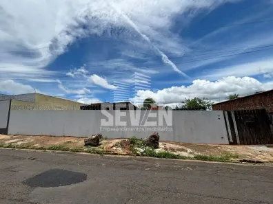 Lote/Terreno à venda, 1056m² no Vila Industrial, Bauru
