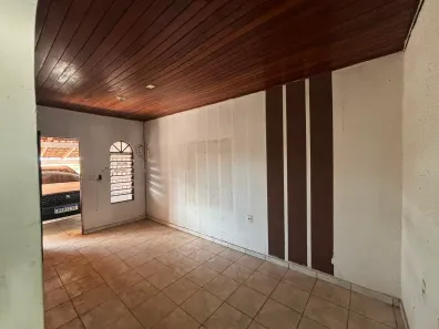 Casa com 3 Quartos à venda, 40m² no Tijucal, Cuiabá