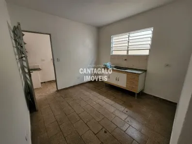 Casa com 1 Quarto para alugar, 80m² no Vila Antonieta, São Paulo