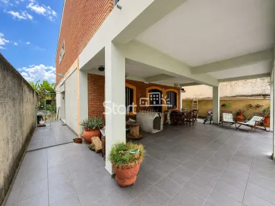 Sobrado com 4 Quartos à venda, 180m² no Jardim São Francisco (Sousas), Campinas