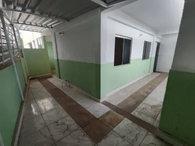 Apartamento com 2 Quartos para alugar, 55m² no São Benedito, Santa Luzia