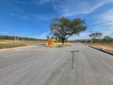 Lote/Terreno à venda, 360m² no Antônio Fonseca, Divinópolis
