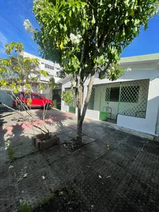 Casa com 3 Quartos à venda, 200m² no Engenho do Meio, Recife