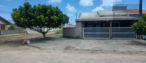 Casa com 3 Quartos à venda, 110m² no Balneário Coroados, Guaratuba