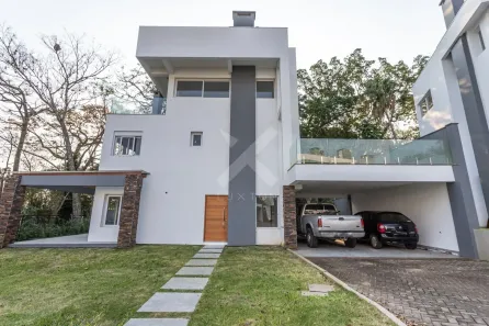 Casa de Condomínio com 3 Quartos para venda ou aluguel, 335m² no Pedra Redonda, Porto Alegre