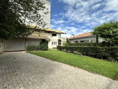 Casa com 3 Quartos para alugar, 426m² no Itacolomi, Balneário Piçarras