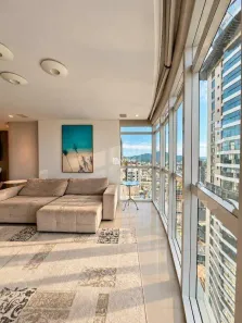 Apartamento com 3 Quartos para alugar, 131m² no Centro, Balneário Camboriú