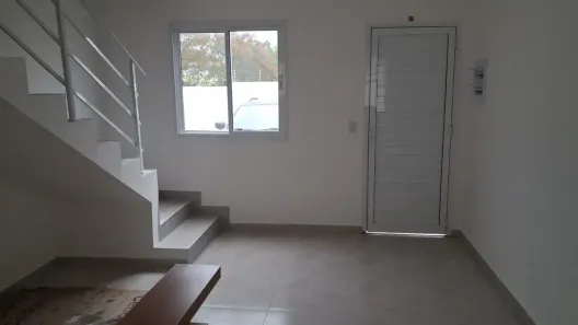 Sobrado com 2 Quartos para alugar, 60m² no Jardim Santa Inês I, São José dos Campos