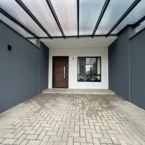 Sobrado com 3 Quartos à venda, 109m² no Bom Retiro, Joinville