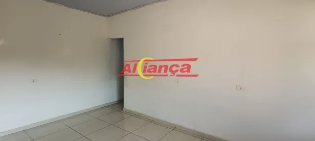 Casa com 2 Quartos para alugar, 80m² no Jardim Frizzo, Guarulhos