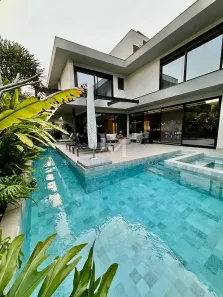 Casa de Condomínio com 4 Quartos à venda, 400m² no Jurerê, Florianópolis