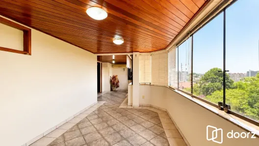 Apartamento com 3 Quartos à venda, 147m² no Jardim Itu, Porto Alegre