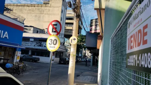 Lote/Terreno à venda, 297m² no Centro, Cabo Frio