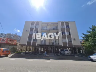 Apartamento com 3 Quartos para alugar, 67m² no Kobrasol, São José