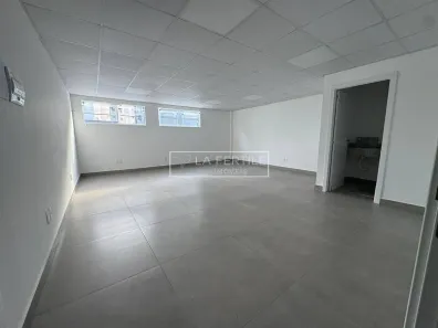 Sala Comercial para alugar, 183m² no Centro, Itajaí