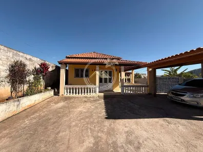 Fazenda/Sítio com 4 Quartos à venda, 284m² no Viçoso, Araçariguama