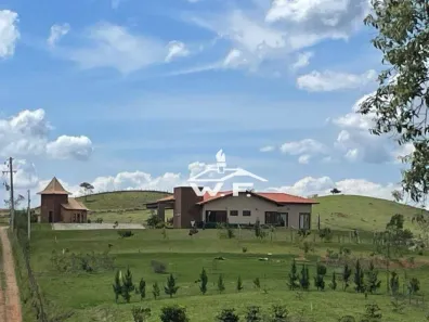 Fazenda/Sítio com 3 Quartos à venda, 190m² no Zona Rural, Cunha