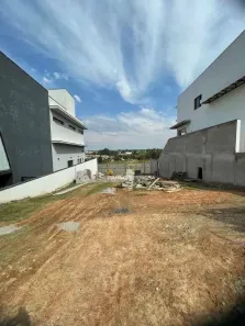 Lote/Terreno à venda, 300m² no Residencial Central Parque, Salto
