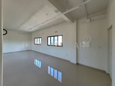 Sala Comercial para alugar, 29m² no Morrotes, Tubarão