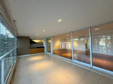 Apartamento com 3 Quartos para venda ou aluguel, 180m² no Campo Belo, São Paulo