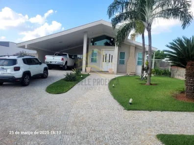 Casa de Condomínio com 3 Quartos à venda, 244m² no Buru, Salto