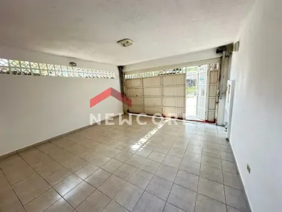 Casa com 3 Quartos à venda, 250m² no Jardim Trussardi, São Paulo