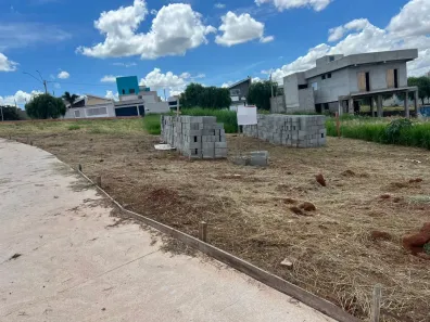 Lote/Terreno à venda, 330m² no Residencial Ravena, Araraquara
