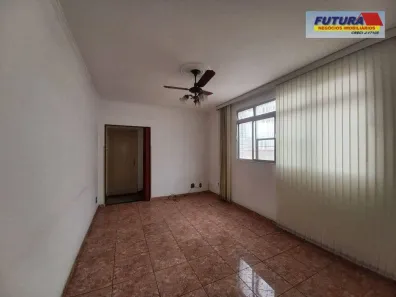 Sobrado com 3 Quartos para alugar, 120m² no Marapé, Santos