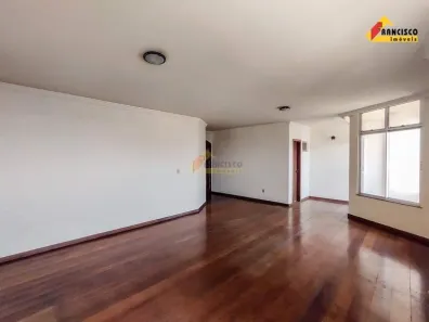 Apartamento com 4 Quartos à venda, 230m² no Centro, Divinópolis