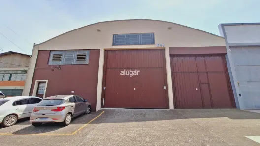 Galpão/Depósito/Armazém para alugar, 700m² no São Ciro, Caxias do Sul