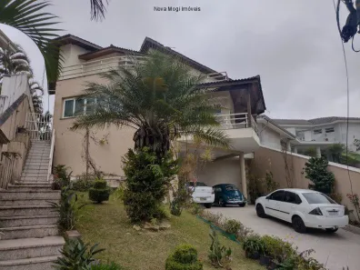 Sobrado com 5 Quartos à venda, 301m² no Arujá 5, Arujá
