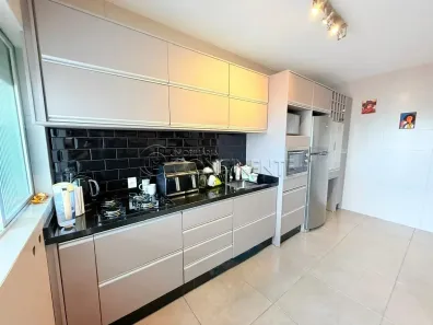 Apartamento com 2 Quartos à venda, 68m² no Abraão, Florianópolis